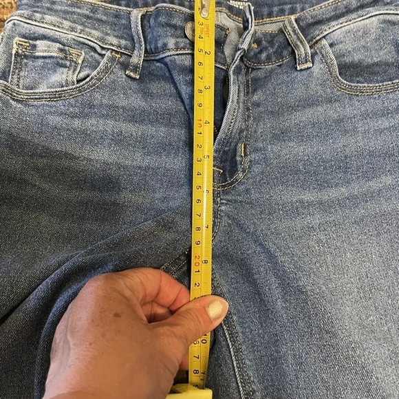 Set Of 3 Woman’s 2 Pair Of Blue Wash Jeans And Shorts Old Navy H&M Size 4 - Picture 4 of 10